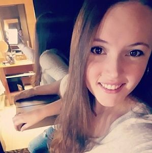 Meet your Posher, Chasity